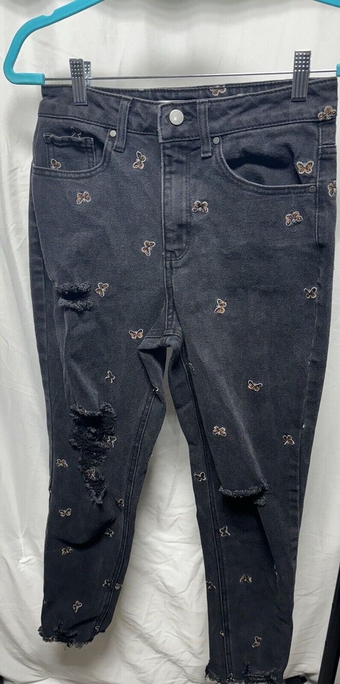 Tinseltown Mom Jeans Juniors Size 7, Black with Butterflies, Pockets, Rips